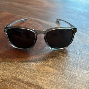 Oakley sunglasses enduro oo9223-55